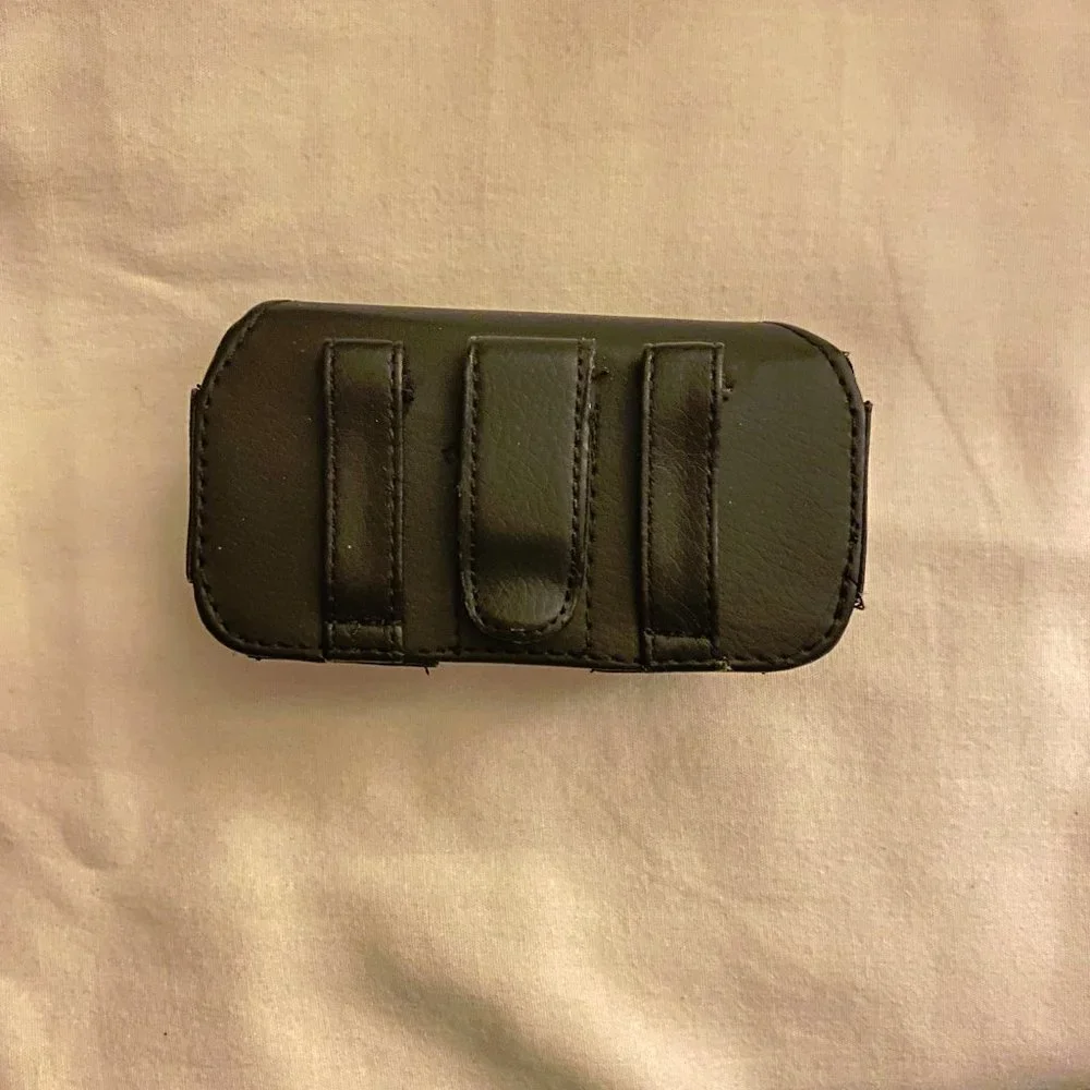 Universal Cell Phone Holder ~ Black